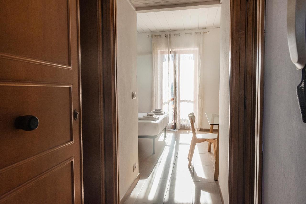 Nulauro 12 Apartment Alghero Bagian luar foto